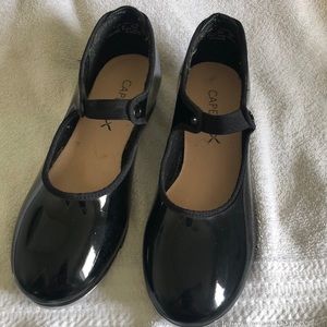 Girls Capezio black tap shoes